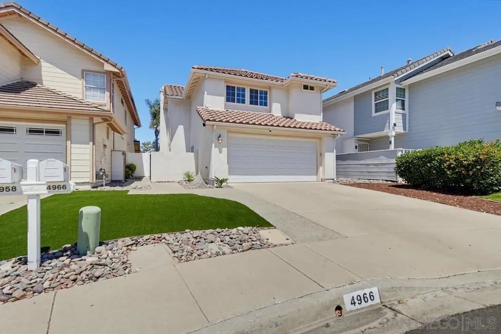 4966 Corte Playa Palmera San Diego, CA 92124