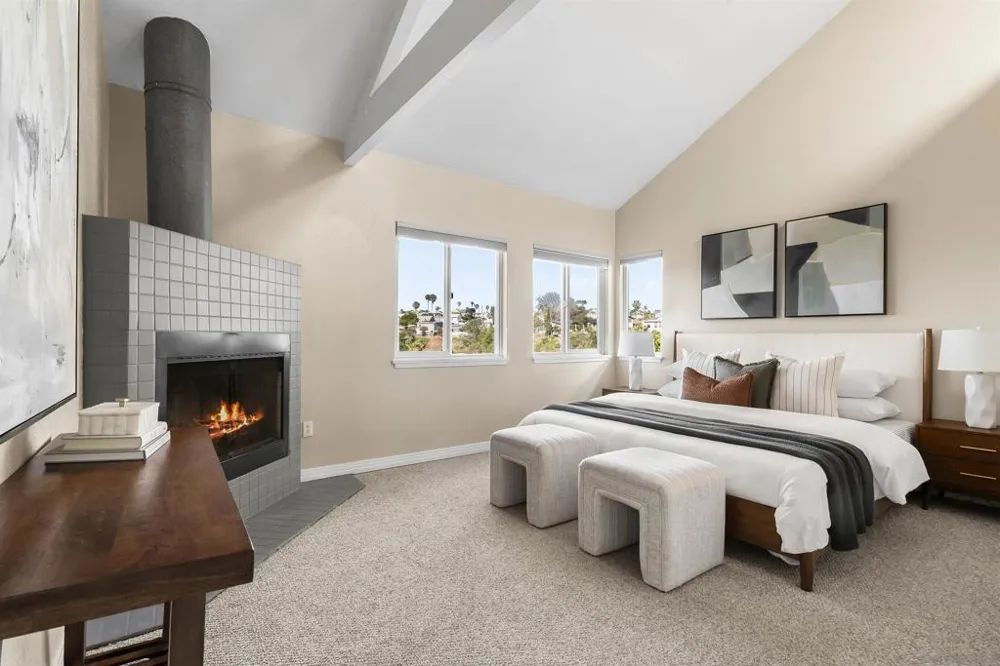 1084 Johnson Ave San Diego, CA 92103