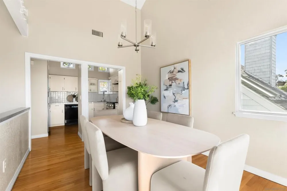 1084 Johnson Ave San Diego, CA 92103