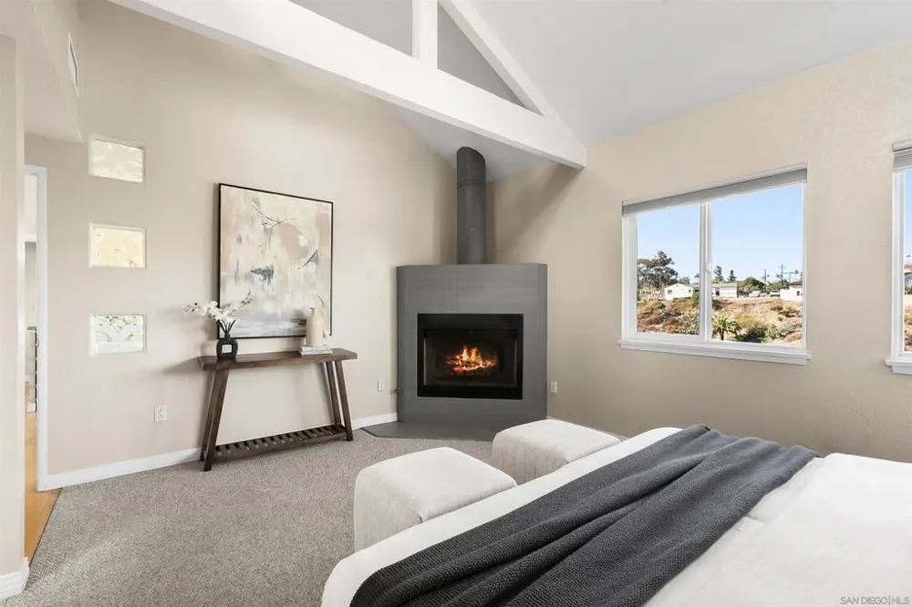 1084 Johnson Ave San Diego, CA 92103