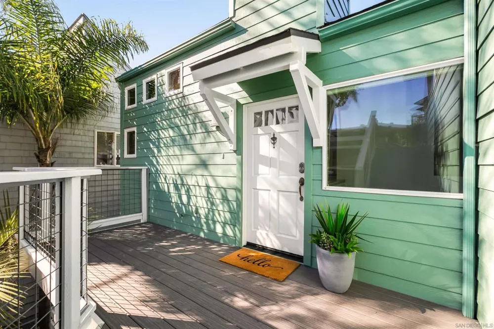 1084 Johnson Ave San Diego, CA 92103
