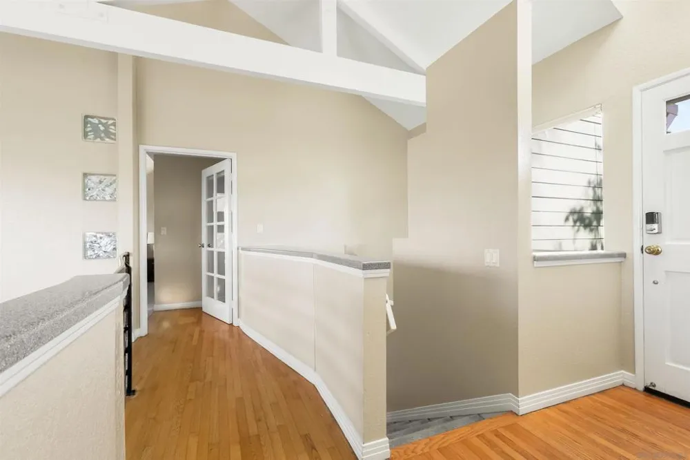 1084 Johnson Ave San Diego, CA 92103