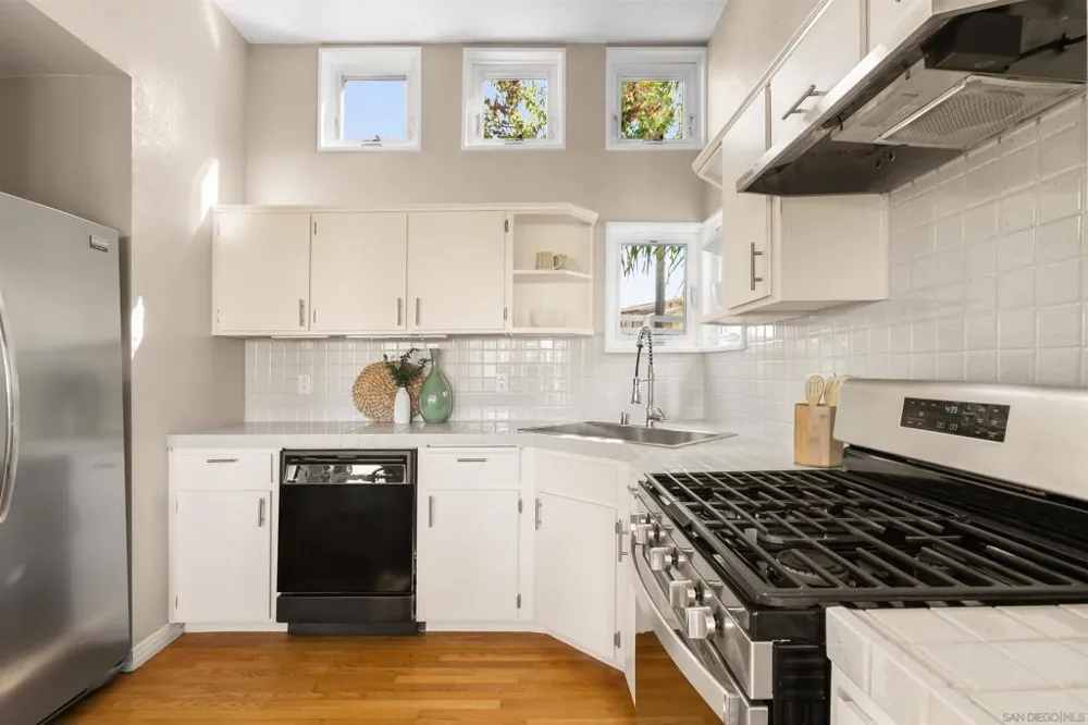 1084 Johnson Ave San Diego, CA 92103