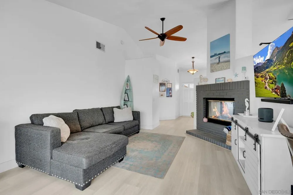 5521 Daybreak Ct Oceanside, CA 92057