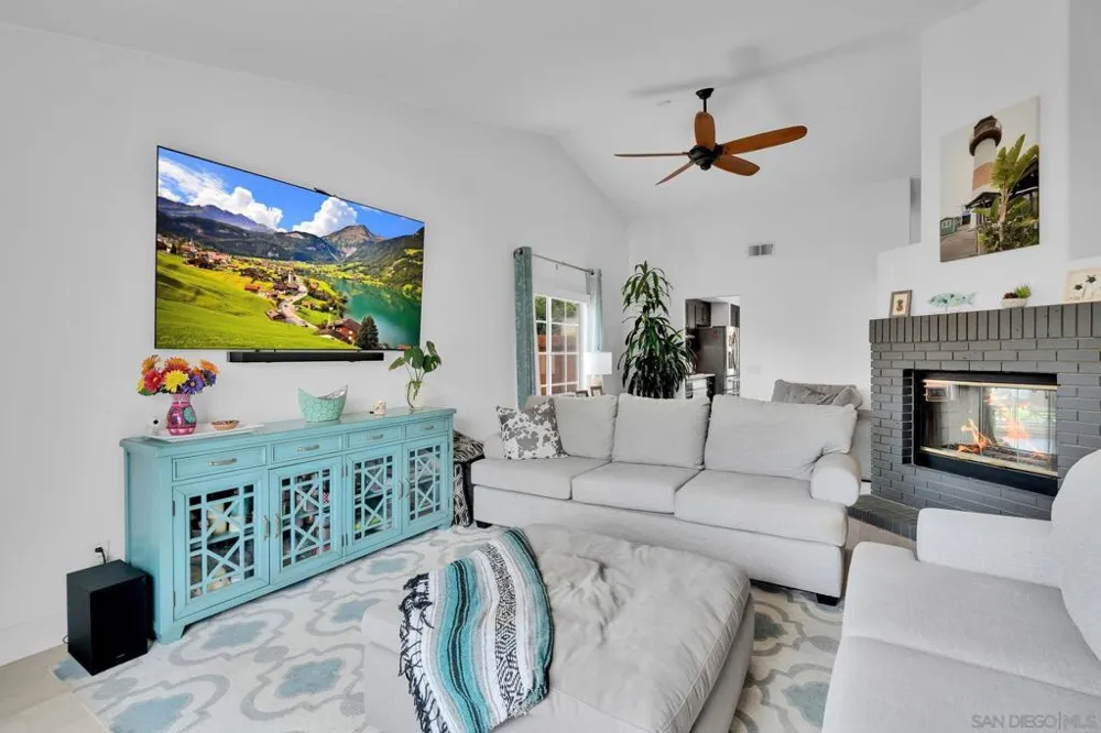 5521 Daybreak Ct Oceanside, CA 92057