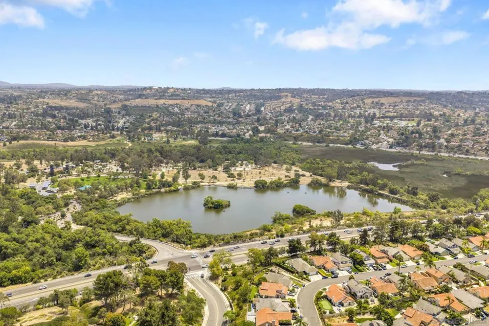 5521 Daybreak Ct Oceanside, CA 92057