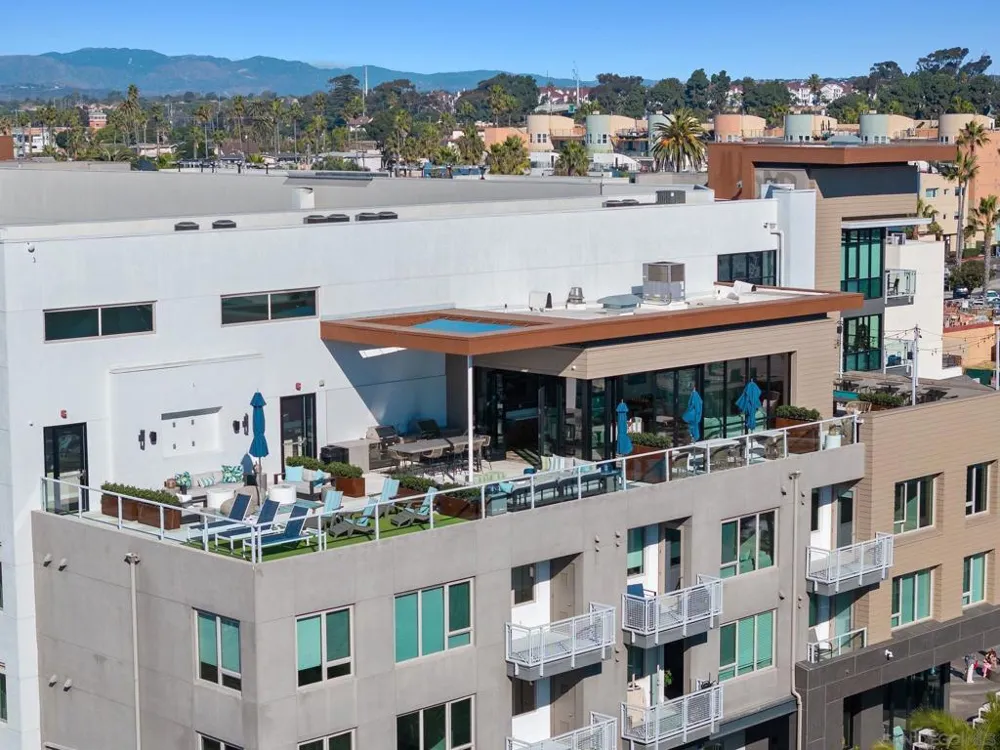 355 Cleveland St #309 Oceanside, CA 92054