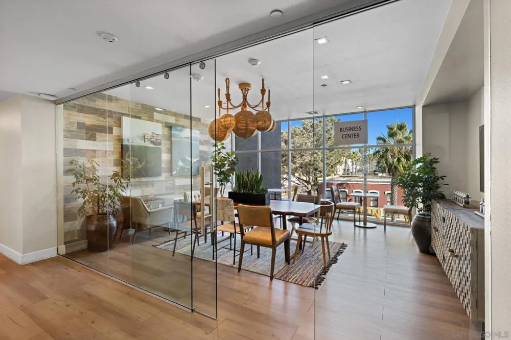 355 Cleveland St #309 Oceanside, CA 92054