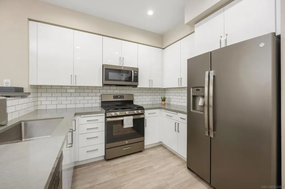 355 Cleveland St #309 Oceanside, CA 92054