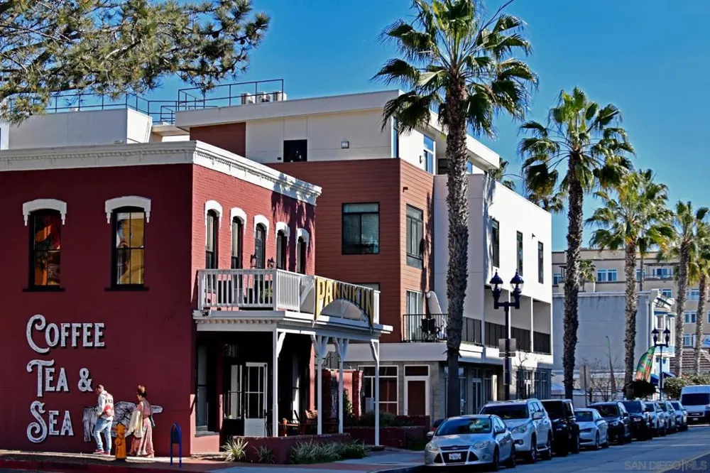 355 Cleveland St #309 Oceanside, CA 92054