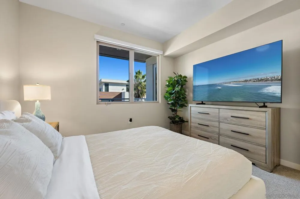 355 Cleveland St #309 Oceanside, CA 92054