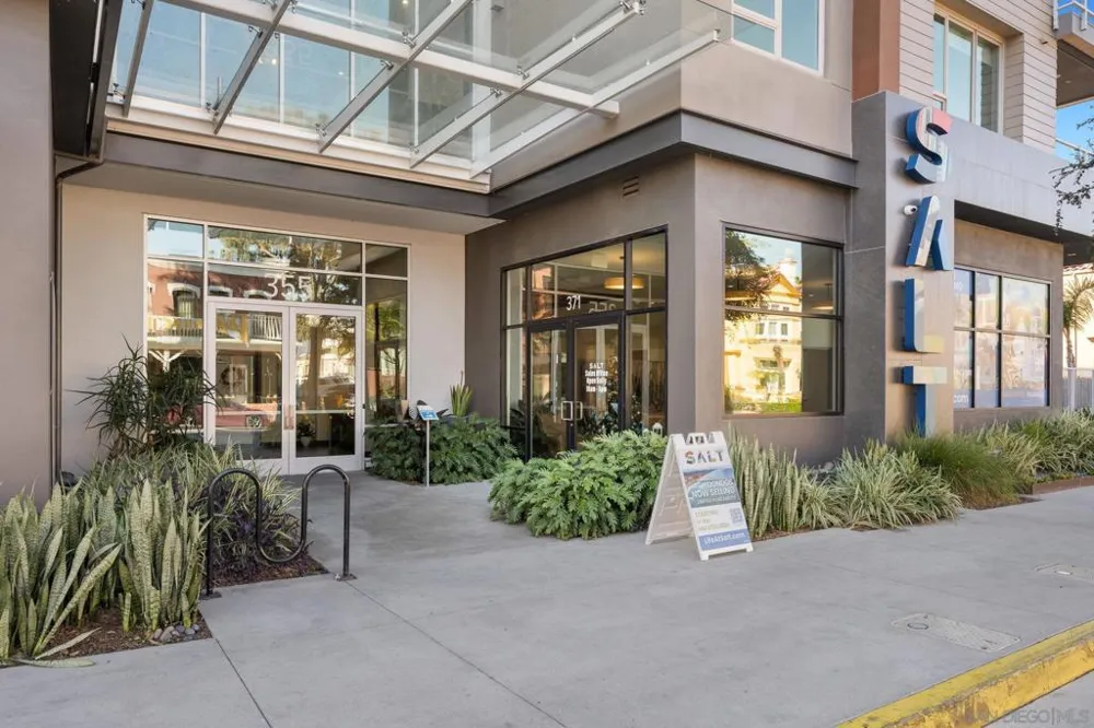 355 Cleveland St #309 Oceanside, CA 92054