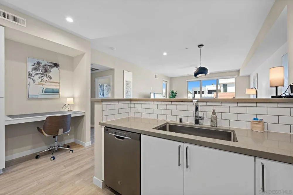 355 Cleveland St #309 Oceanside, CA 92054