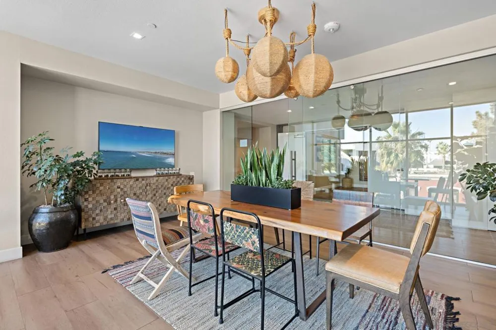 355 Cleveland St #309 Oceanside, CA 92054