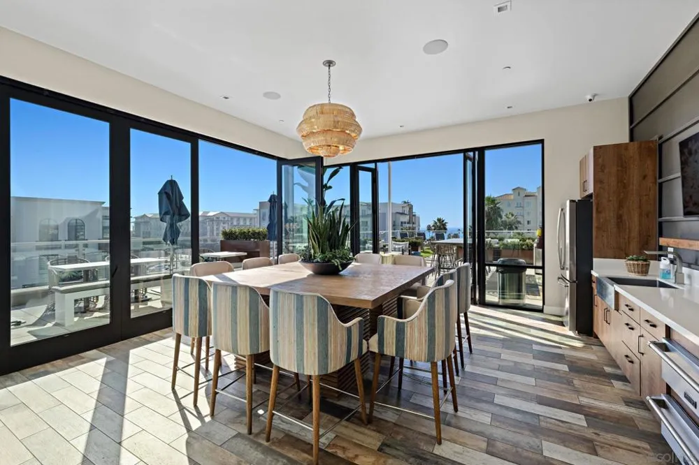 355 Cleveland St #309 Oceanside, CA 92054