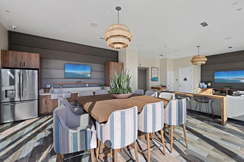 355 Cleveland St #309 Oceanside, CA 92054