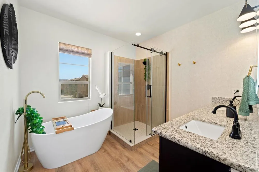 2205 Andalusia Lane #6 Chula Vista, CA 91915
