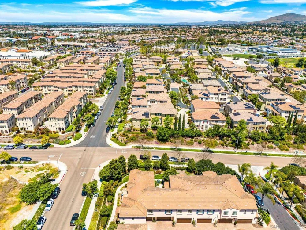 2205 Andalusia Lane #6 Chula Vista, CA 91915