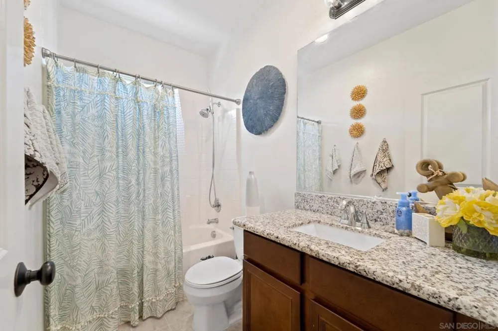 2205 Andalusia Lane #6 Chula Vista, CA 91915