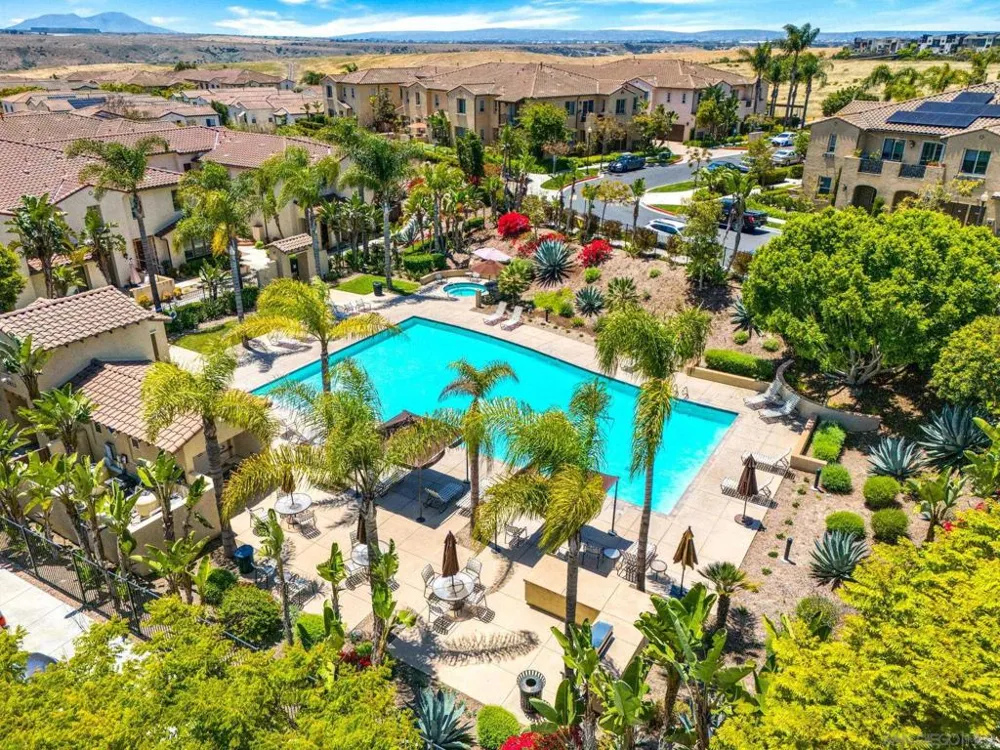 2205 Andalusia Lane #6 Chula Vista, CA 91915