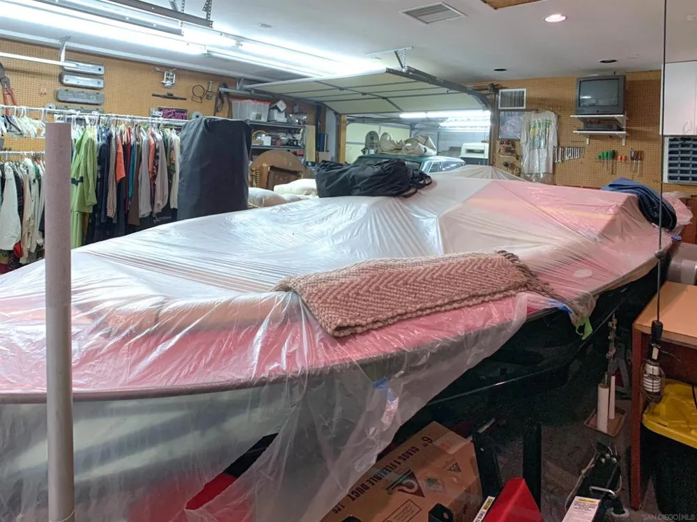 1090 ELLEN LANE El Cajon, CA 92019