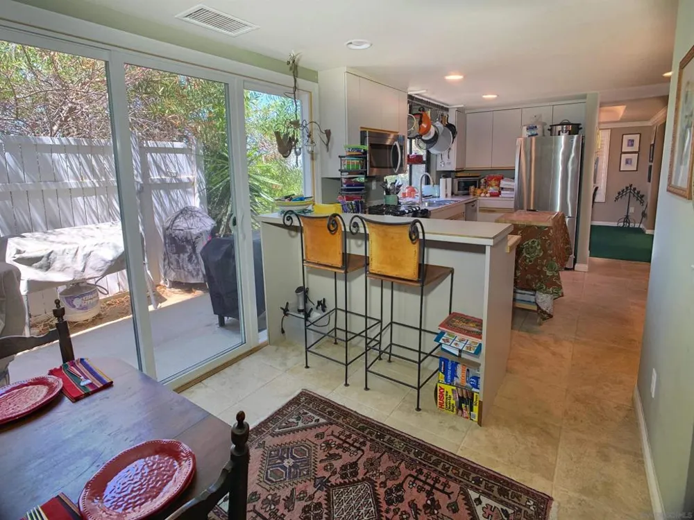 1090 ELLEN LANE El Cajon, CA 92019