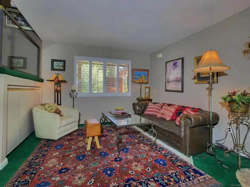 1090 ELLEN LANE El Cajon, CA 92019