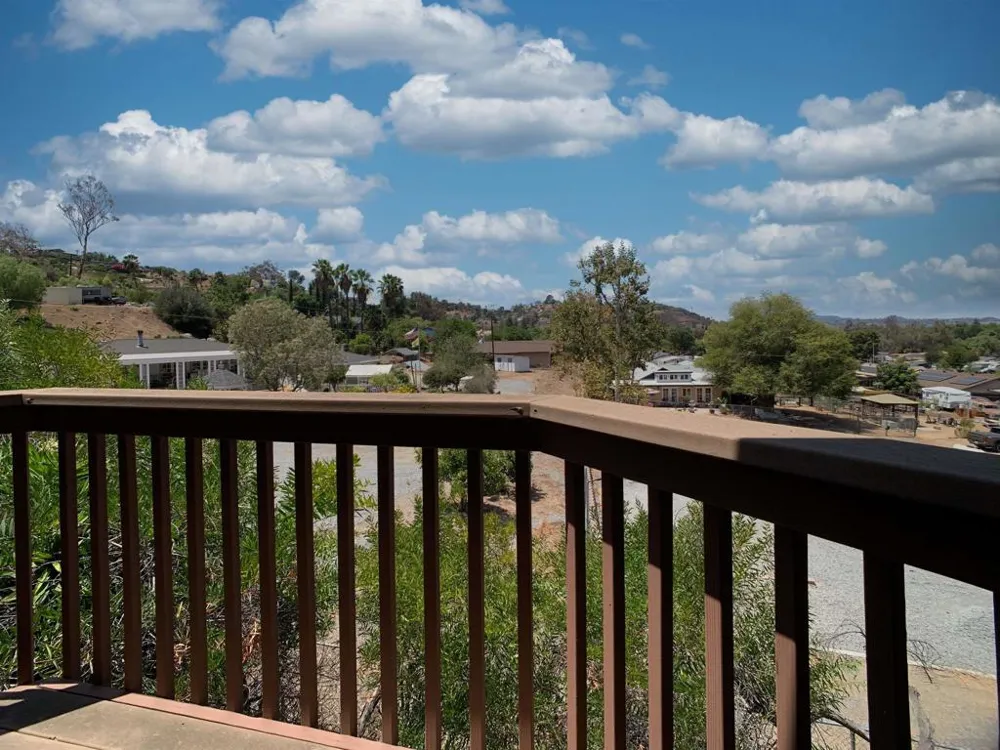 1090 ELLEN LANE El Cajon, CA 92019