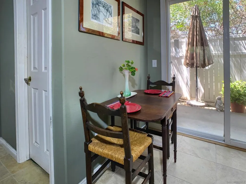 1090 ELLEN LANE El Cajon, CA 92019