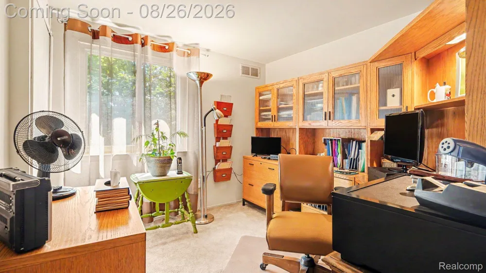 8931 Briarwood Drive Plymouth Charter Township, MI 48170