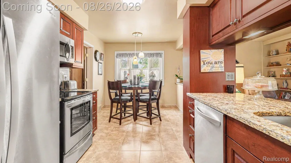 8931 Briarwood Drive Plymouth Charter Township, MI 48170