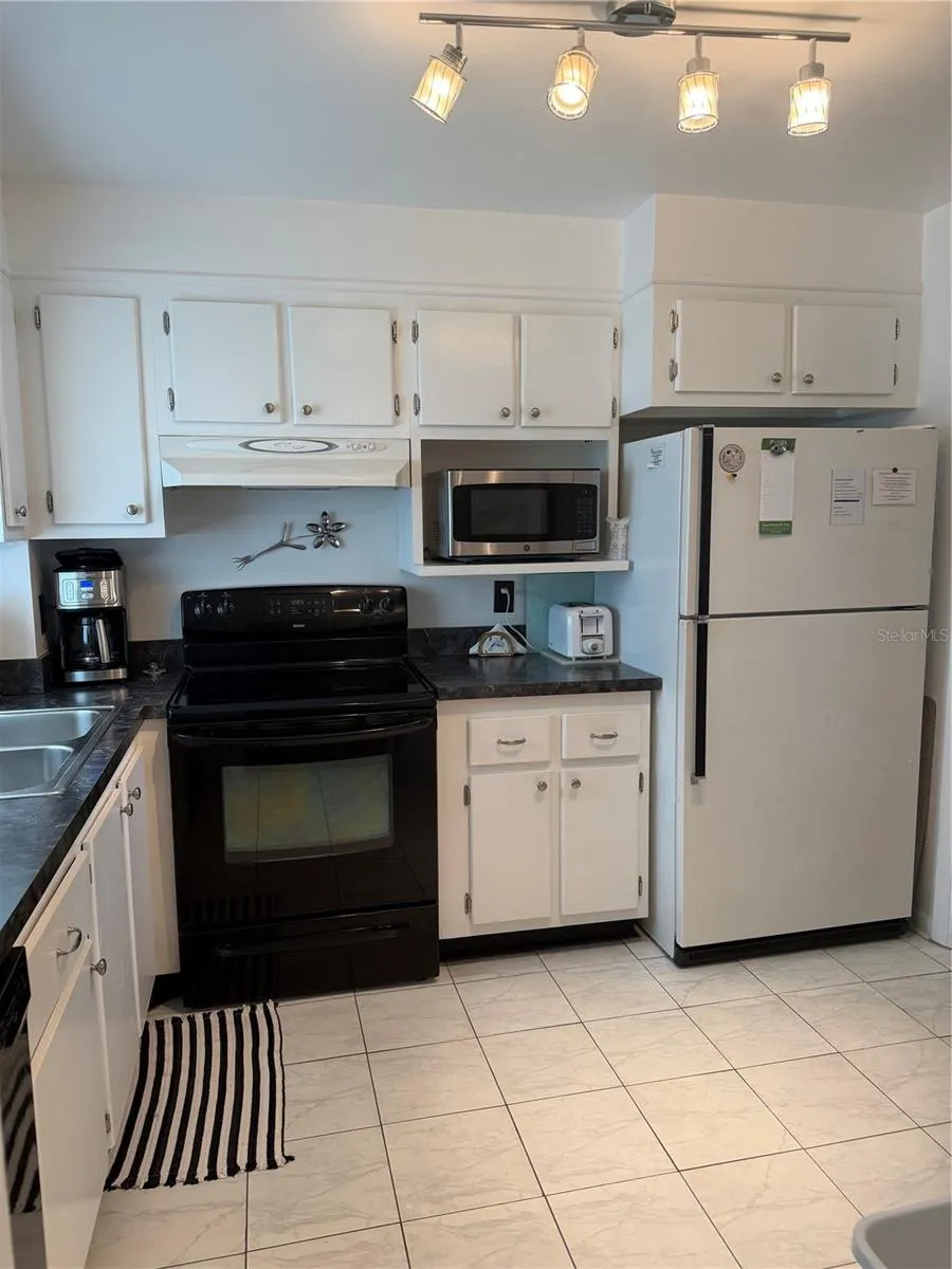 1270 GULF BOULEVARD #707 Clearwater Beach, FL 33767