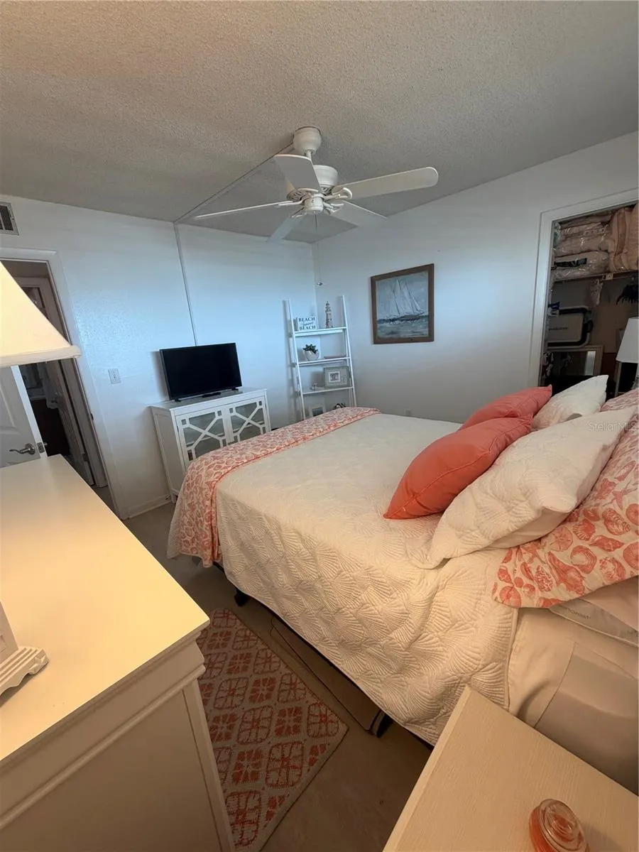 1270 GULF BOULEVARD #707 Clearwater Beach, FL 33767
