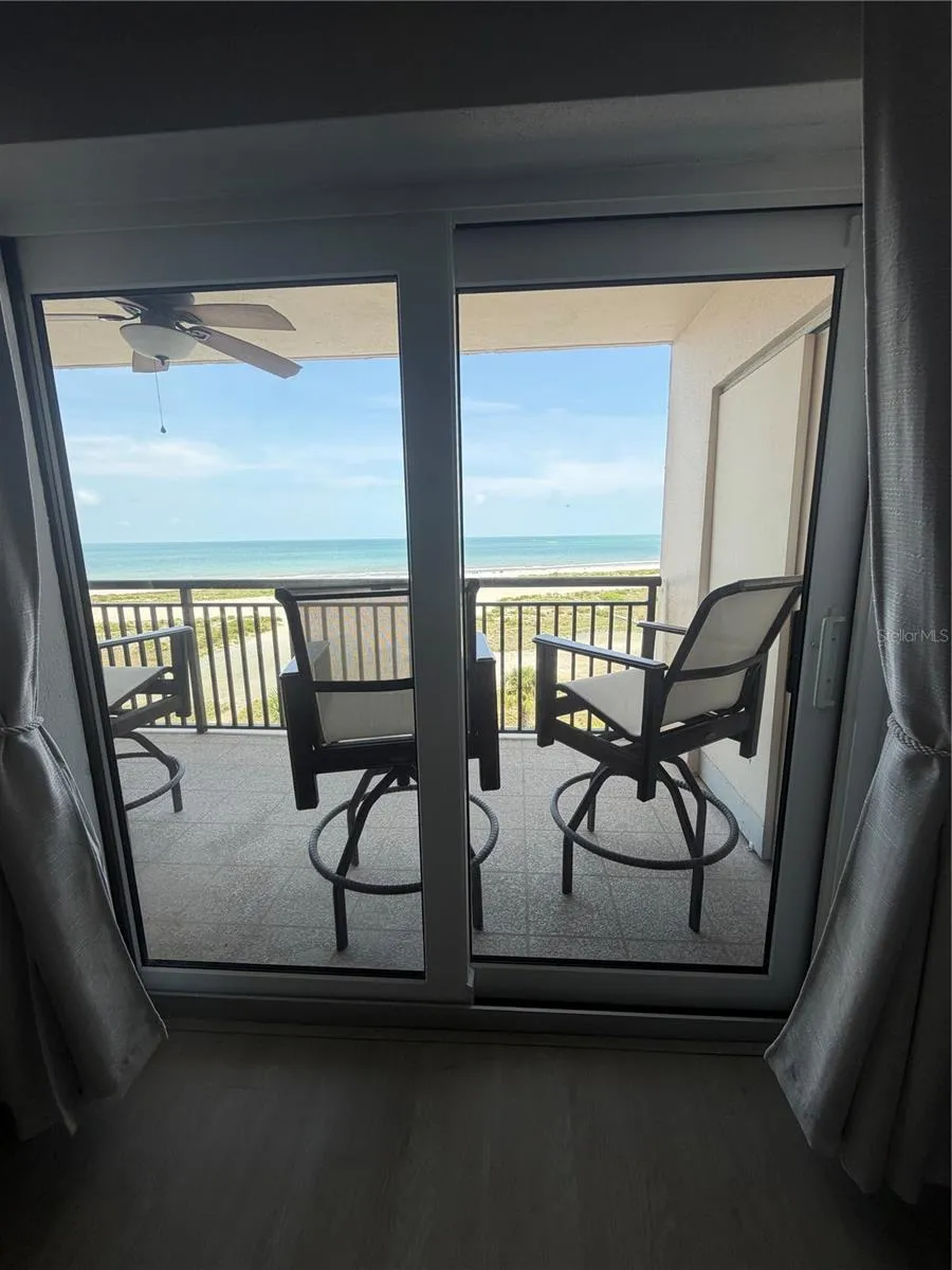 1270 GULF BOULEVARD #707 Clearwater Beach, FL 33767