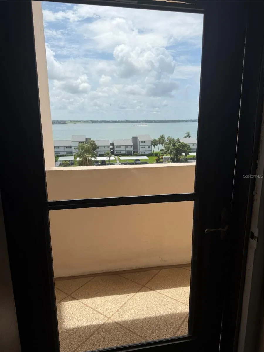 1270 GULF BOULEVARD #707 Clearwater Beach, FL 33767