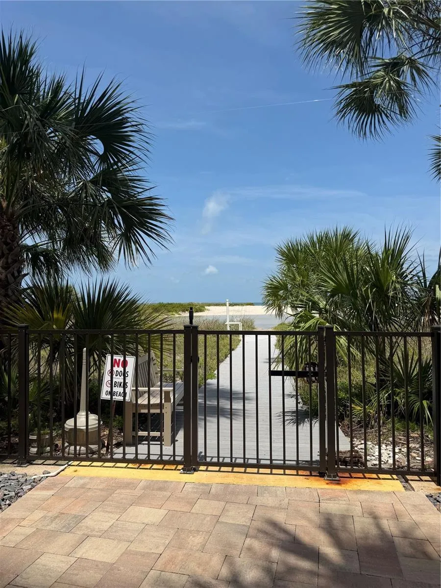 1270 GULF BOULEVARD #707 Clearwater Beach, FL 33767