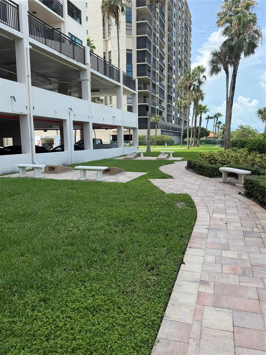 1270 GULF BOULEVARD #707 Clearwater Beach, FL 33767