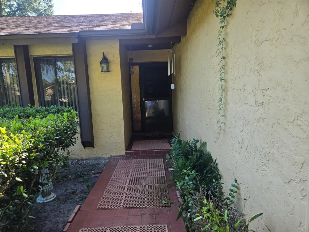 827 RILL DRIVE Altamonte Springs, FL 32714