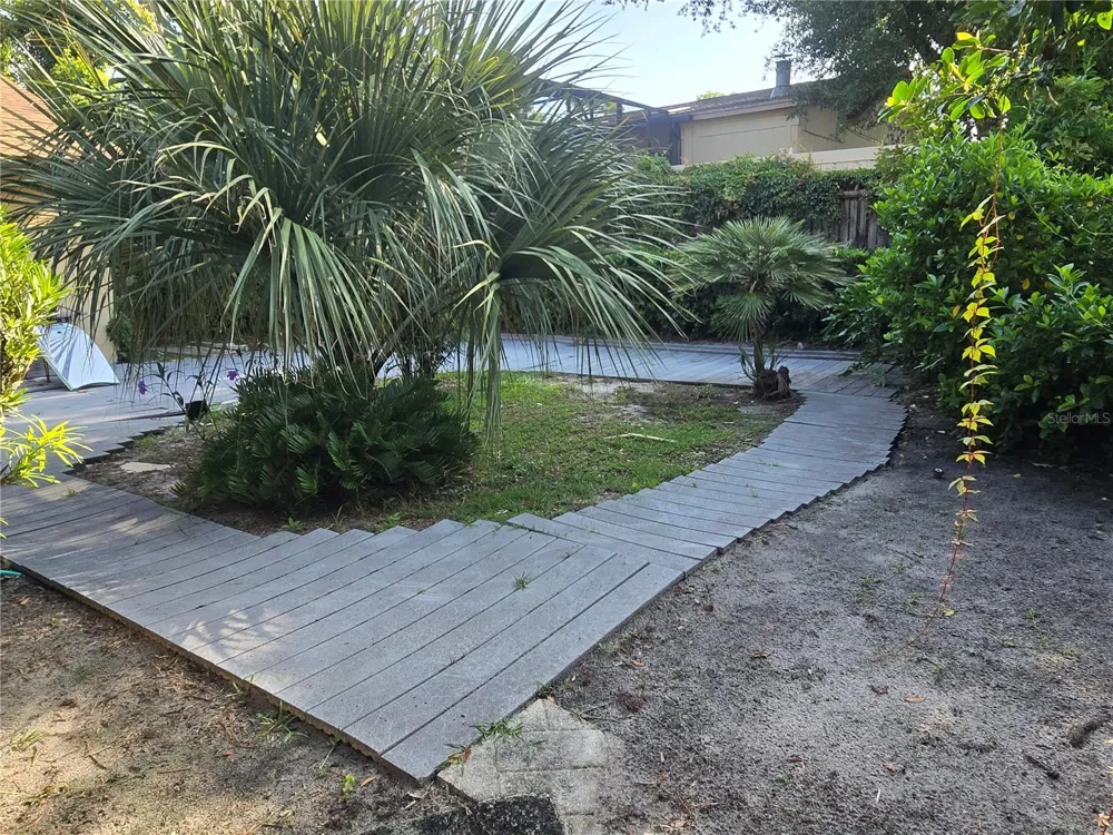 827 RILL DRIVE Altamonte Springs, FL 32714