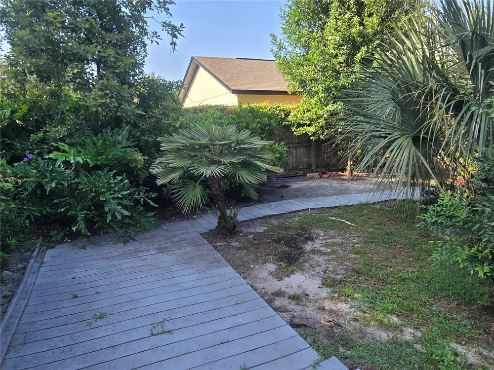 827 RILL DRIVE Altamonte Springs, FL 32714