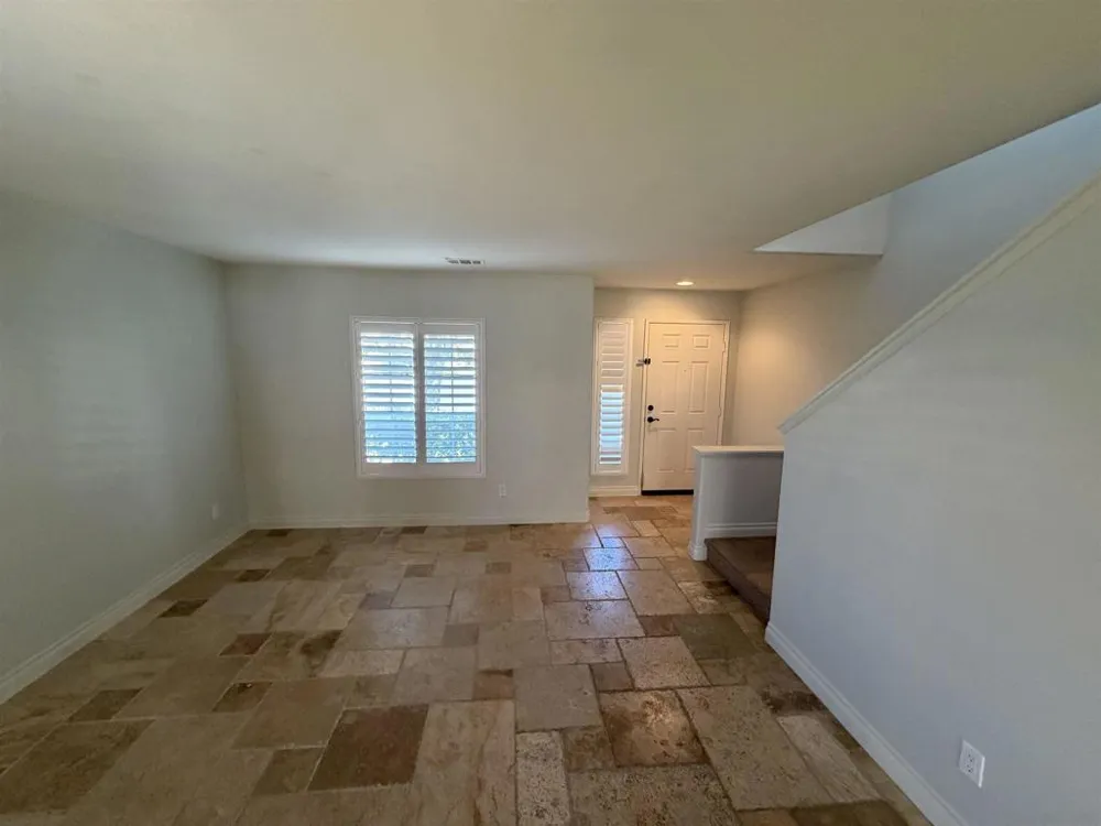 5105 Mendip Oceanside, CA 92057