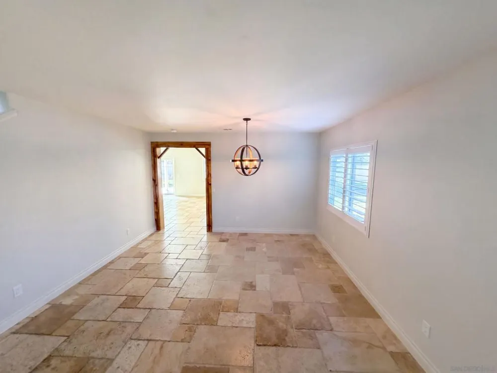 5105 Mendip Oceanside, CA 92057