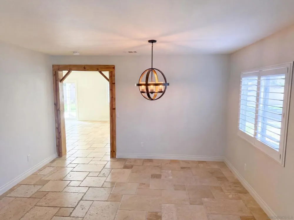 5105 Mendip Oceanside, CA 92057