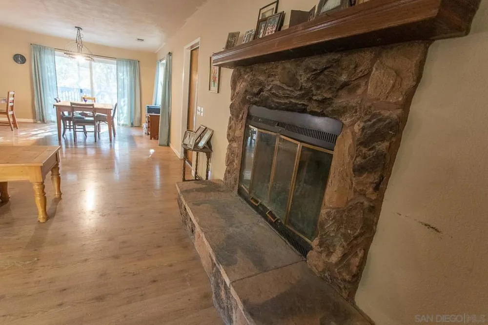 8076 Pine Blvd Pine Valley, CA 91962