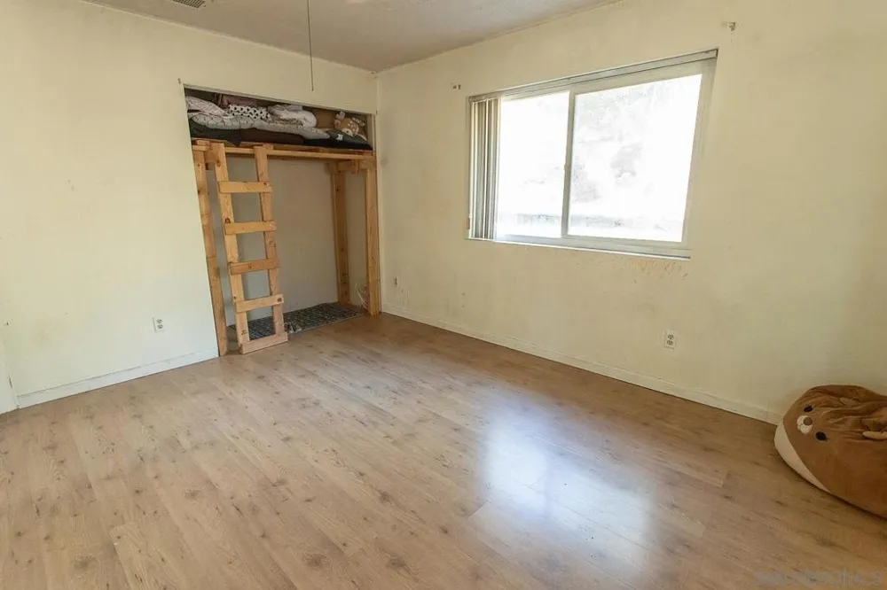 8076 Pine Blvd Pine Valley, CA 91962