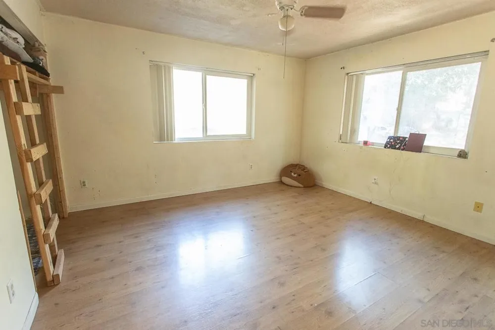 8076 Pine Blvd Pine Valley, CA 91962