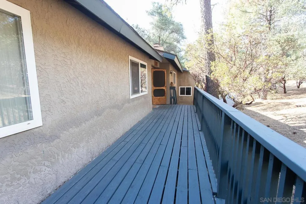 8076 Pine Blvd Pine Valley, CA 91962