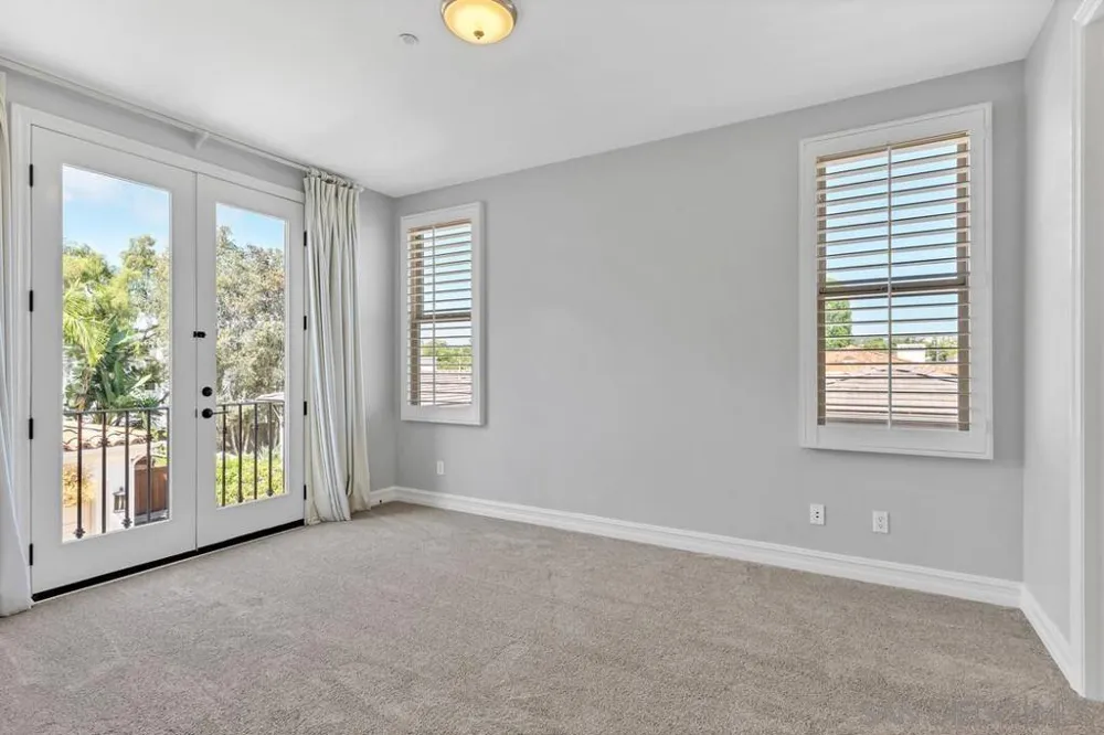 518 Sheffield Cardiff by the Sea, CA 92007