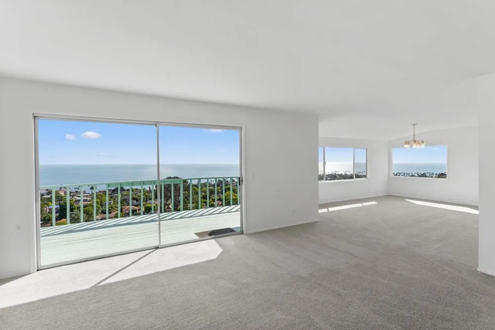 5995 La Jolla Corona La Jolla, CA 92037