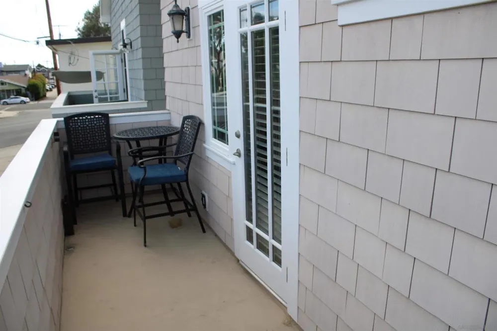 851 G Ave Coronado, CA 92118